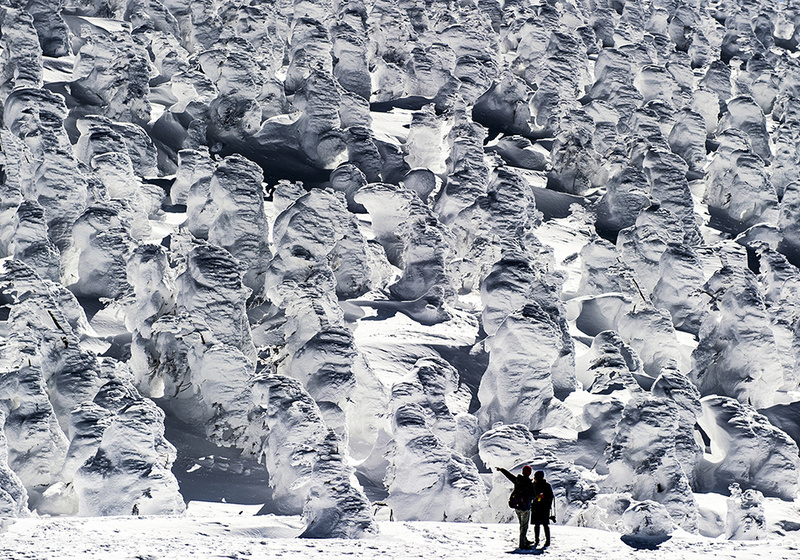 kazuakikoseki_towering_snow_monsters_.jpg